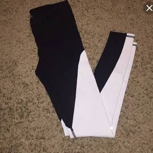Alo yoga leggings!